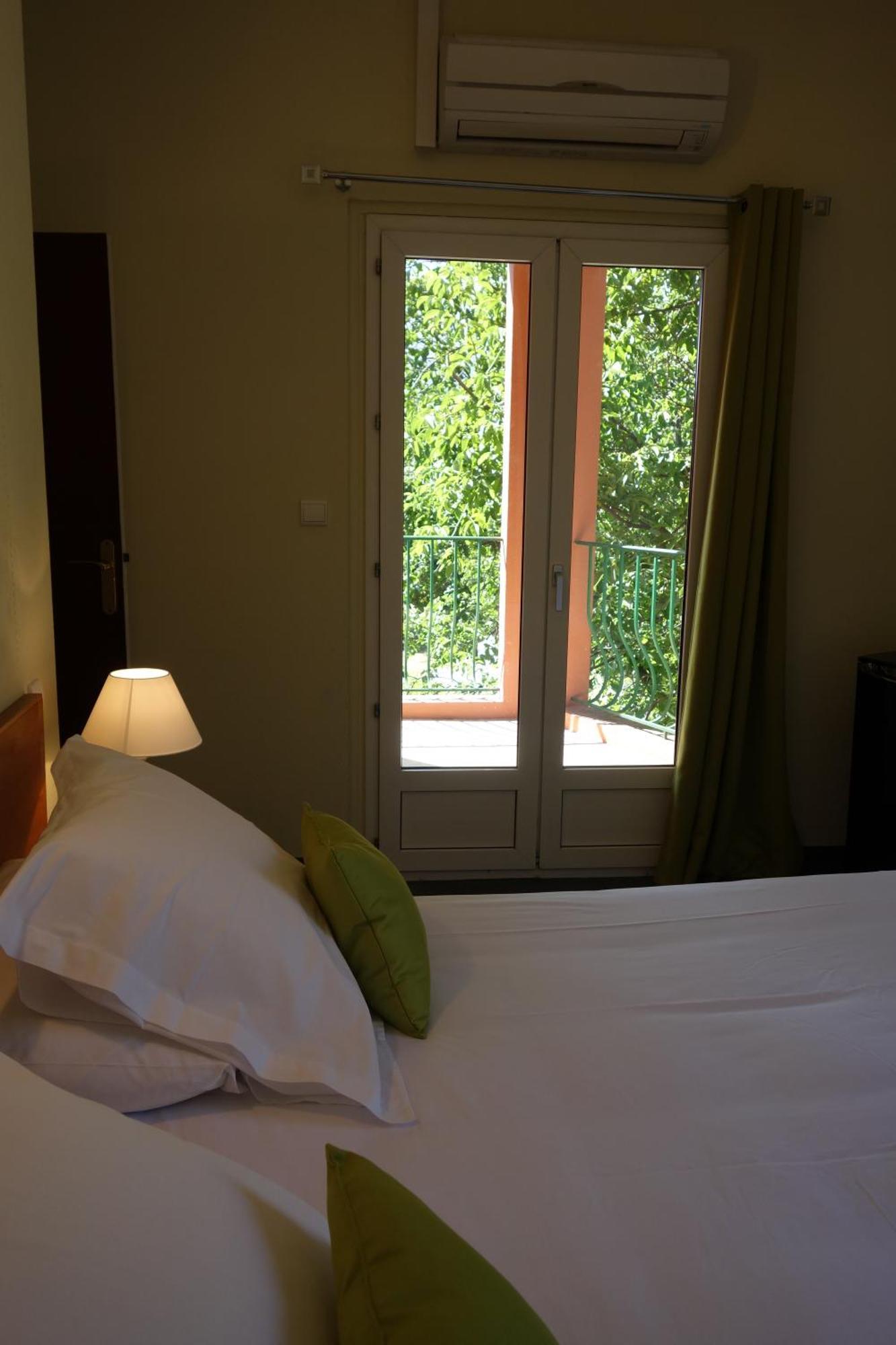 Hotel Le Prejoly Saint-Vallier-de-Thiey Kamer foto