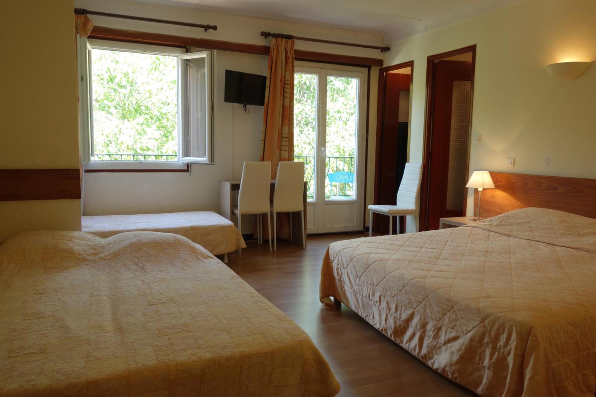 Hotel Le Prejoly Saint-Vallier-de-Thiey Kamer foto