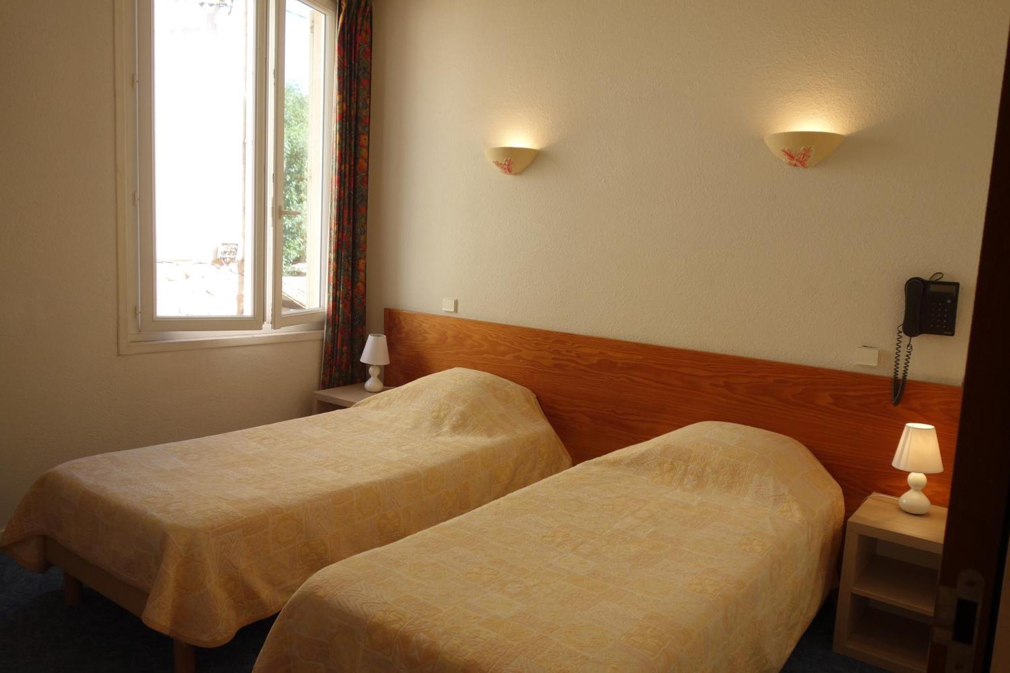 Hotel Le Prejoly Saint-Vallier-de-Thiey Kamer foto
