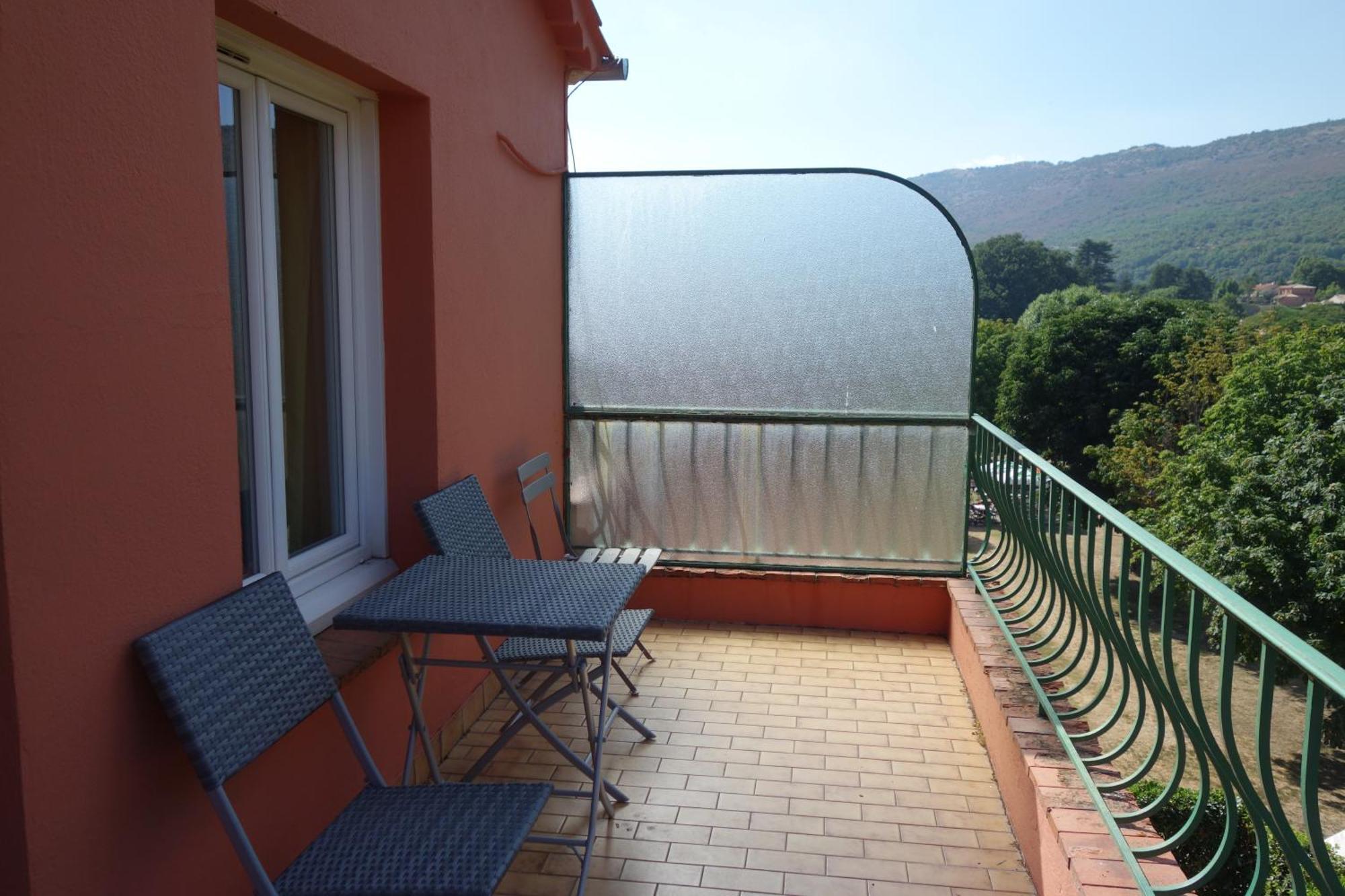 Hotel Le Prejoly Saint-Vallier-de-Thiey Kamer foto