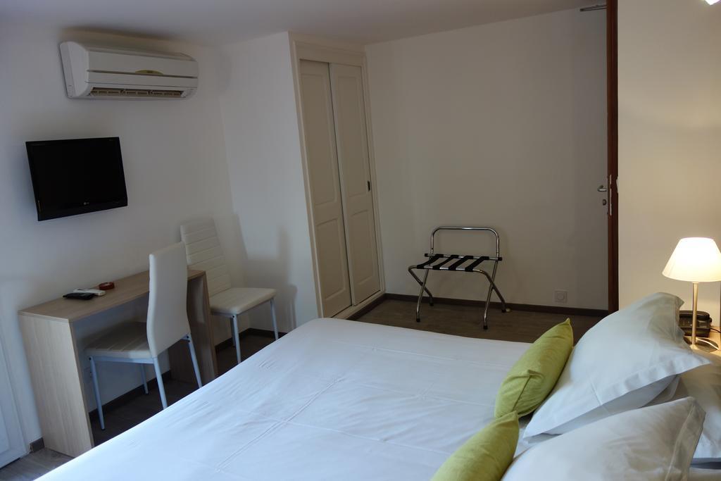 Hotel Le Prejoly Saint-Vallier-de-Thiey Buitenkant foto