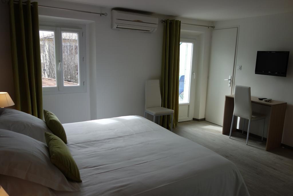 Hotel Le Prejoly Saint-Vallier-de-Thiey Buitenkant foto