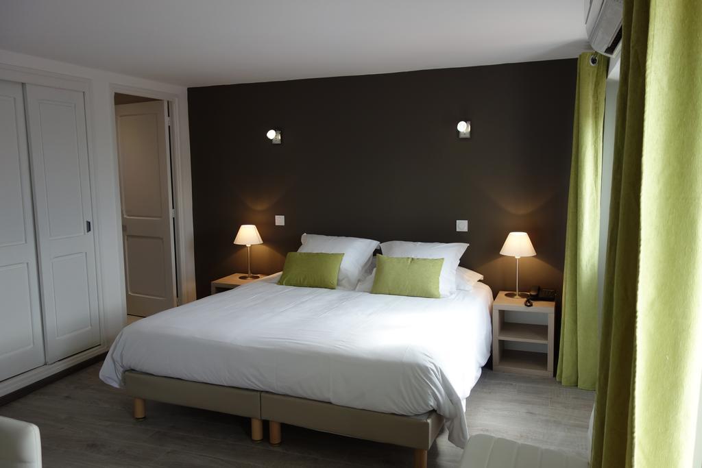 Hotel Le Prejoly Saint-Vallier-de-Thiey Buitenkant foto