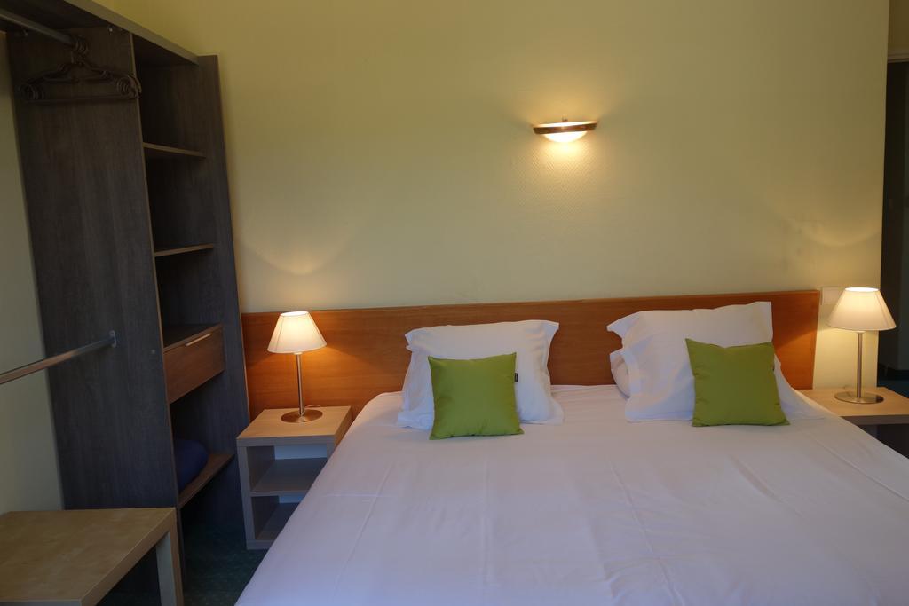 Hotel Le Prejoly Saint-Vallier-de-Thiey Buitenkant foto